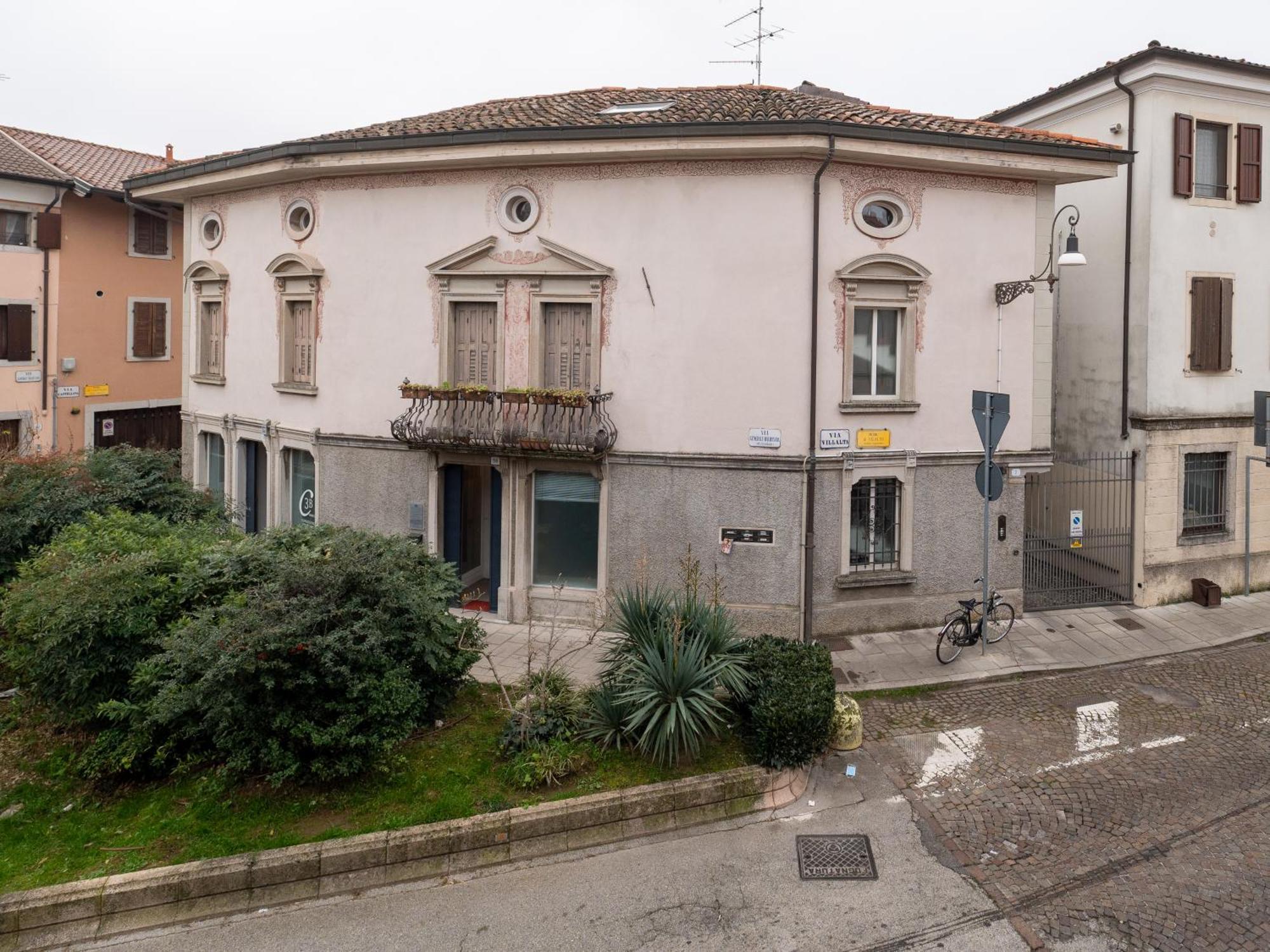 La Corte Friulana In Centro A Udine 5 Posti Letto Appartement Buitenkant foto